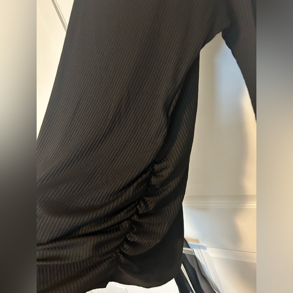 H&M DIVIDED off the shoulder black dress - Picture 2 of 5